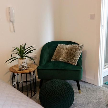 Boutique 5 Bed Home On Birdwell Road - Free Parking Σέφιλντ Εξωτερικό φωτογραφία