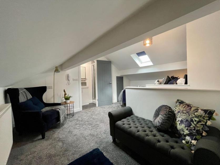 Boutique 5 Bed Home On Birdwell Road - Free Parking Σέφιλντ Εξωτερικό φωτογραφία