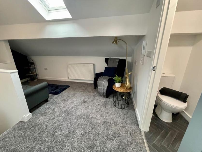 Boutique 5 Bed Home On Birdwell Road - Free Parking Σέφιλντ Εξωτερικό φωτογραφία