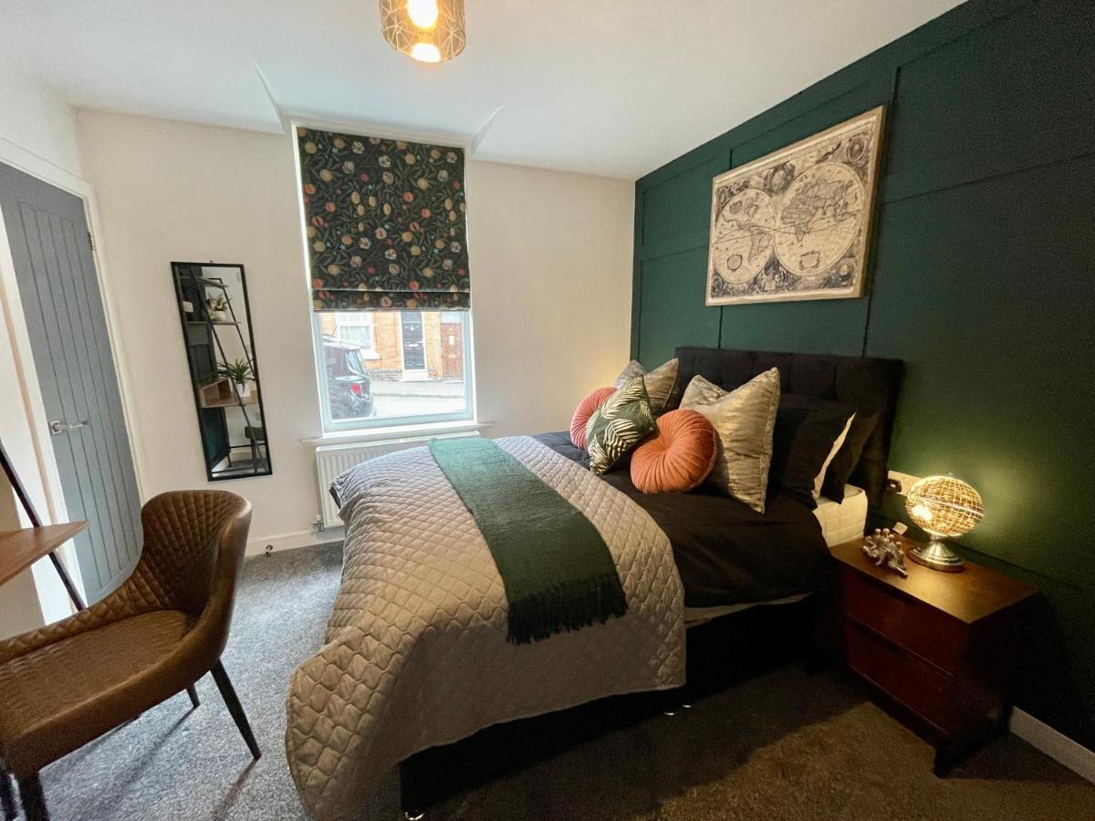 Boutique 5 Bed Home On Birdwell Road - Free Parking Σέφιλντ Εξωτερικό φωτογραφία