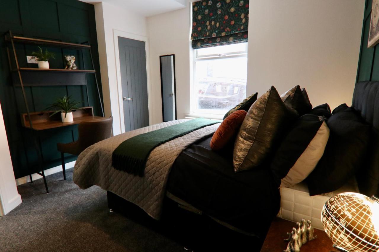 Boutique 5 Bed Home On Birdwell Road - Free Parking Σέφιλντ Εξωτερικό φωτογραφία