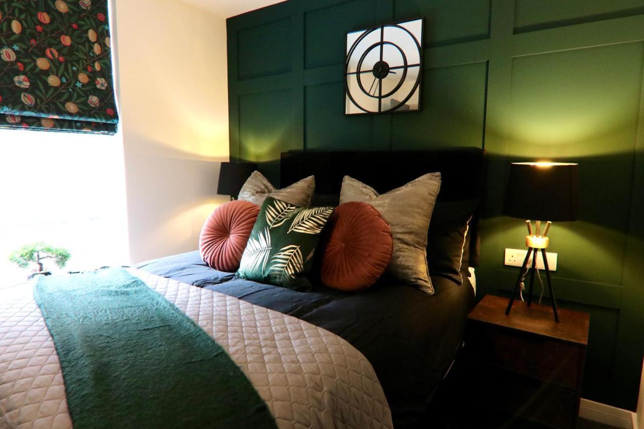 Boutique 5 Bed Home On Birdwell Road - Free Parking Σέφιλντ Εξωτερικό φωτογραφία