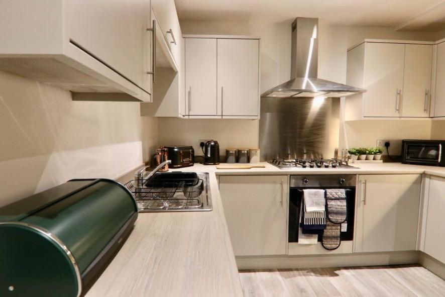 Boutique 5 Bed Home On Birdwell Road - Free Parking Σέφιλντ Εξωτερικό φωτογραφία